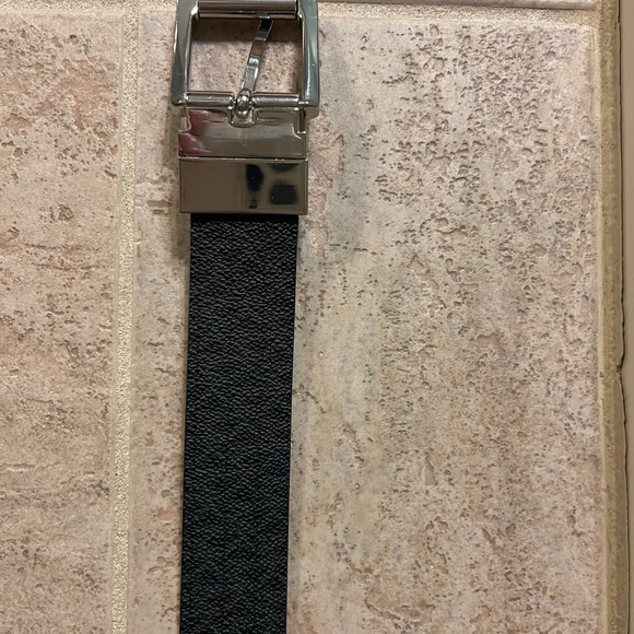 Michael Kors Brown/Black Belt with Silver Buckle- Reversible - Picture 4 of 5